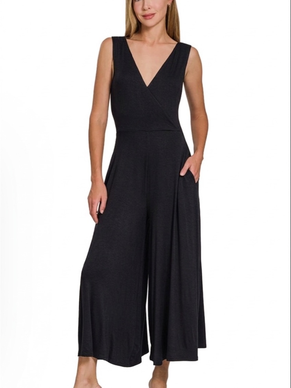 Zenana Sleeveless Black Wide-Leg Jumpsuit with V-Neck